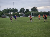 Training ST D.Z.C. '09/S.K.N.W.K. JO15-1 van dinsdag 3 juni 2025 (16/41)